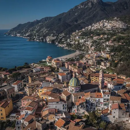 Casa Bella Con Terrazzo Sul Mare Vakantiehuis *