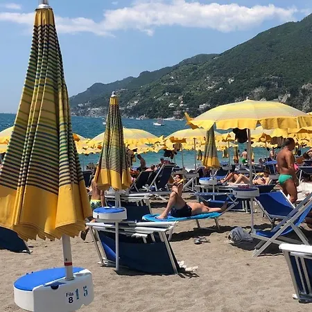Casa Bella Con Terrazzo Sul Mare בית נופש *